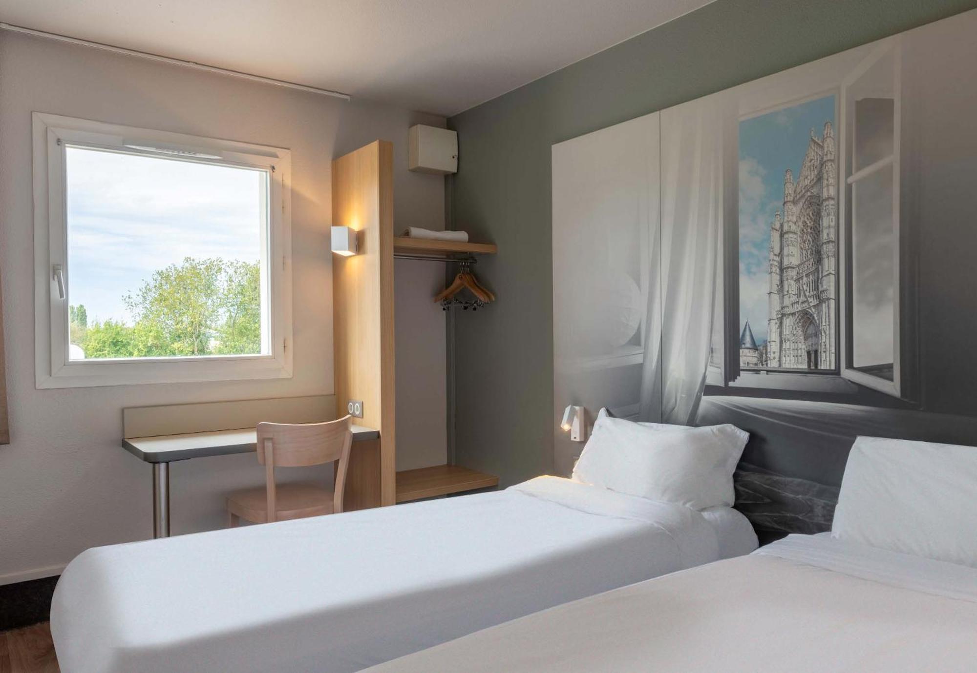 B&B Hotel Beauvais Allonne  Exteriör bild