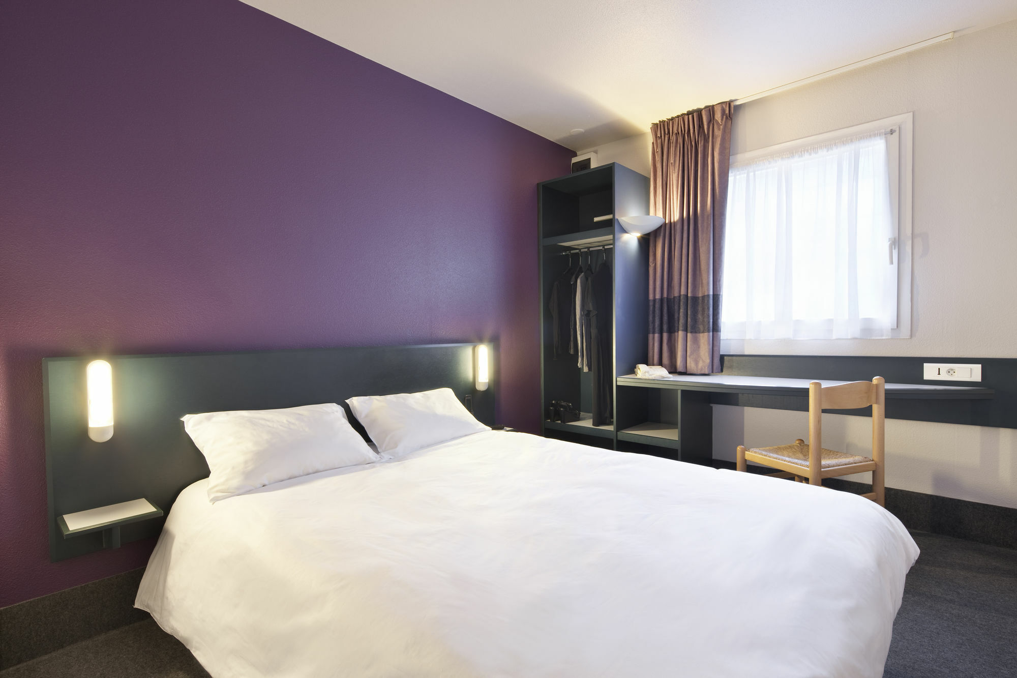 B&B Hotel Beauvais Allonne  Exteriör bild